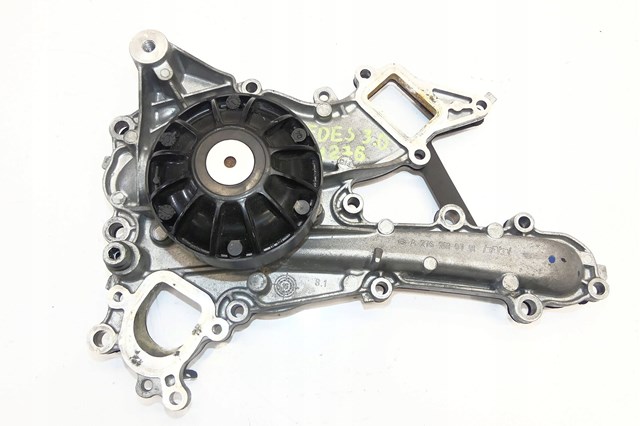 Pompa chłodząca wodna Mercedes A2762010701 cena, od 146,41 USD