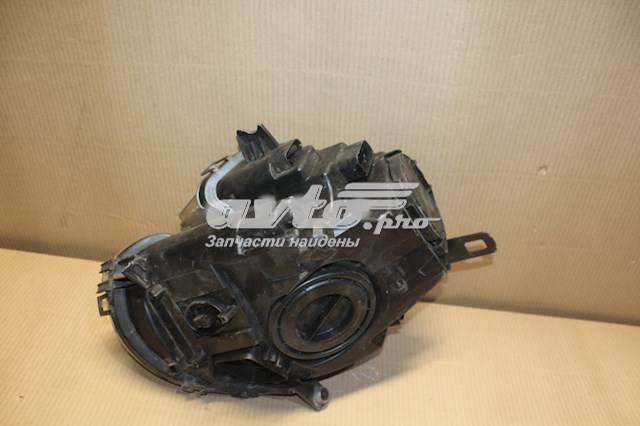 63127269982 BMW Reflektor prawy