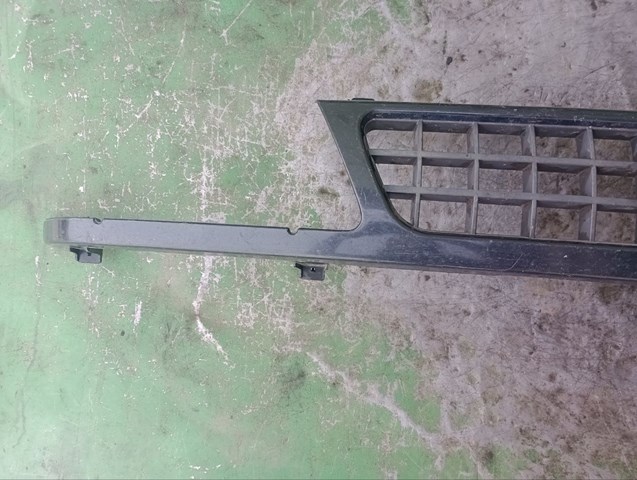 Do koszyka Atrapa chłodnicy Opel Frontera A 5MWL4