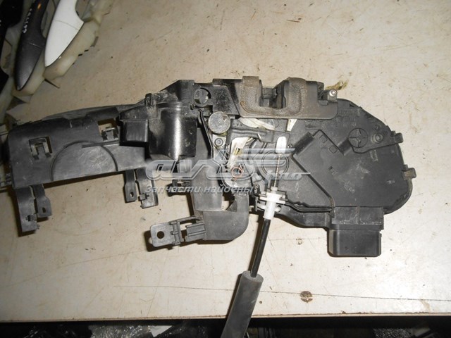 Zamek drzwi przednich prawych Jaguar JDE38172