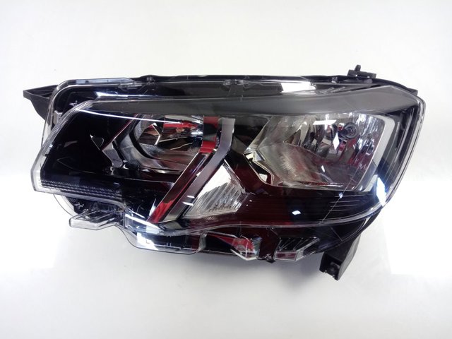 Reflektor lewy Peugeot/Citroen 9816826980