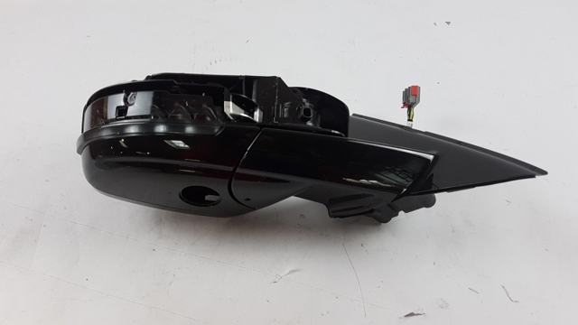  LR068141 Land Rover