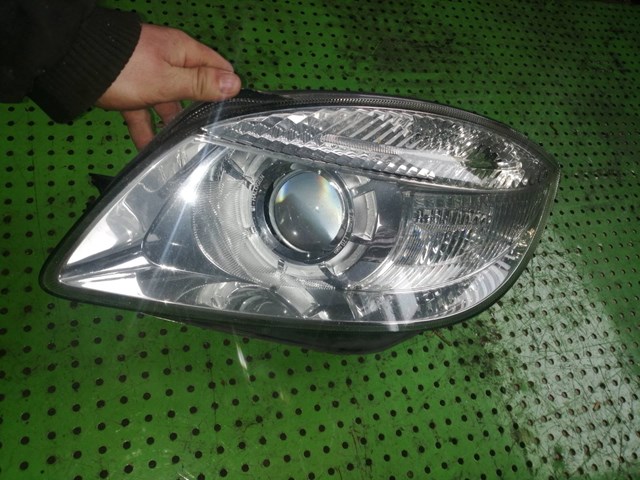 Reflektor prawy 5J1941018A VAG