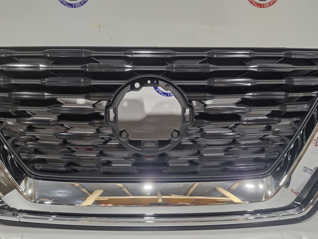 Atrapa chłodnicy Nissan/Infiniti 623106RA0B cena, od 367,21 USD