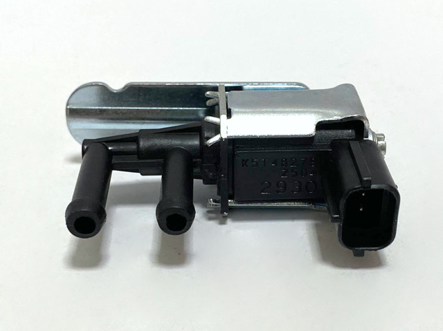 Zawór odpowietrzający zbiornika paliwa Mazda 323 F VI hatchback (BJ) (1998 - 2003) cena, od 22,79 USD