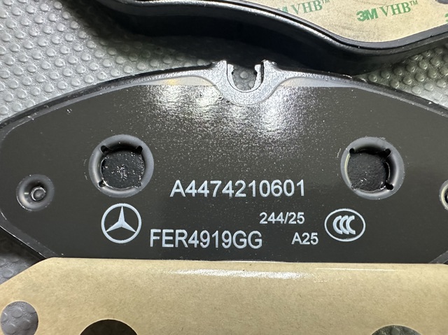  Mercedes A4474201201