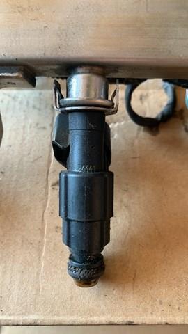 Wtryskiwacz paliwa Ford 0280156154