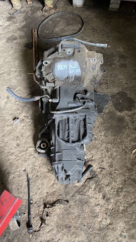 Mechaniczna skrzynia biegów w komplecie Audi 80 B2 sedana (81, 85) (1978 - 1986) cena, od 325,64 USD