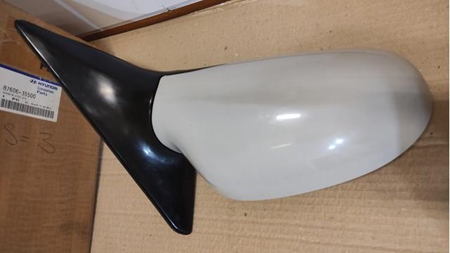 Lusterko wsteczne prawe Hyundai Sonata III sedana (1993 - 1998) cena, od 104,27 USD