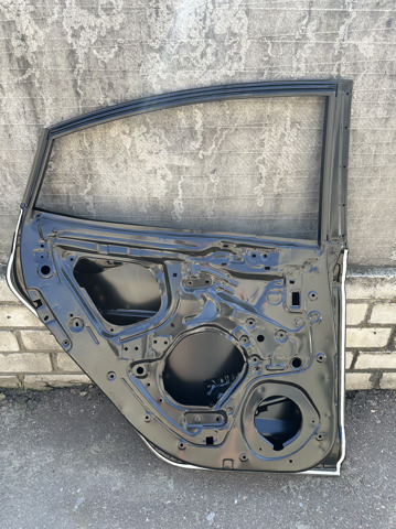 770031R300 Chrysler Drzwi tylne lewe