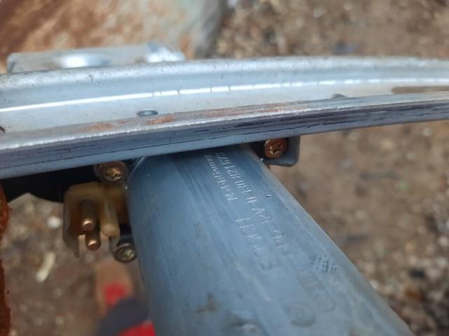 0130821673 Mercedes Mechanizm podnoszenia szyby drzwi przednich lewych