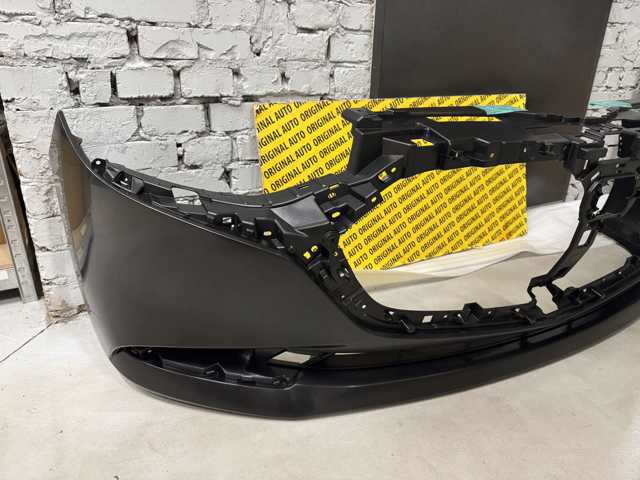 Zderzak przedni Mazda 3 sedana (BP) (2018 - 2026) cena, od 596,52 USD