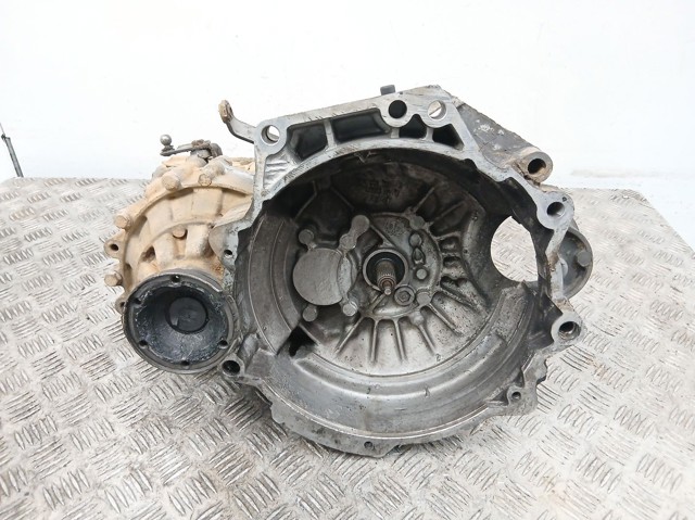 Do koszyka Mechaniczna skrzynia biegów w komplecie Seat Cordoba  6K2, C2