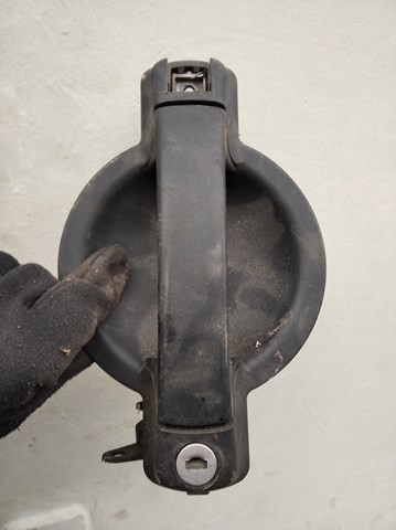 242079 Fiat/Alfa/Lancia Pałąk zewnętrznej klamki drzwi lewych