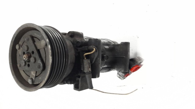 Sprężarka klimatyzacji 8200315744 Nissan/Infiniti