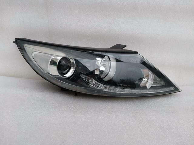 Reflektor prawy 921023U290 Hyundai/Kia