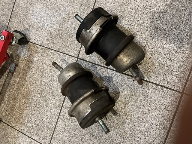 Poduszka (podpora) silnika przednia Lexus IS sedana (E2) (2005 - 2013) cena, od 299,98 USD