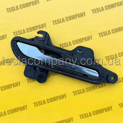 Klamka drzwi prawych przednia/tylna zewnętrzna Tesla 108183200H cena, od 23,53 USD