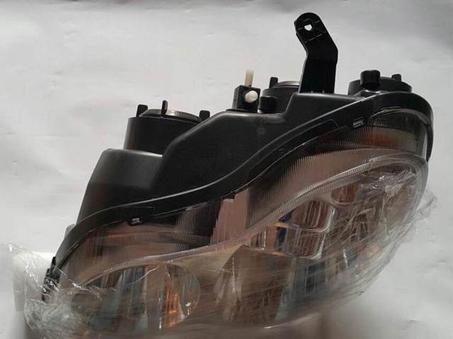 Reflektor lewy Geely 0240205R7C cena, od 100,55 USD