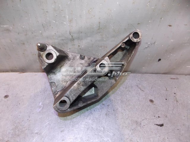 Poduszka (podpora) silnika prawa Renault (RVI) 8200437464