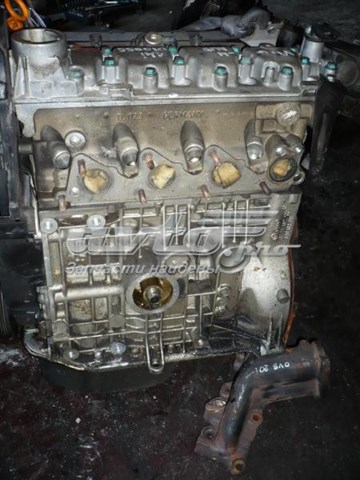 Do koszyka Silnik w komplecie Volkswagen Caddy II 9K9