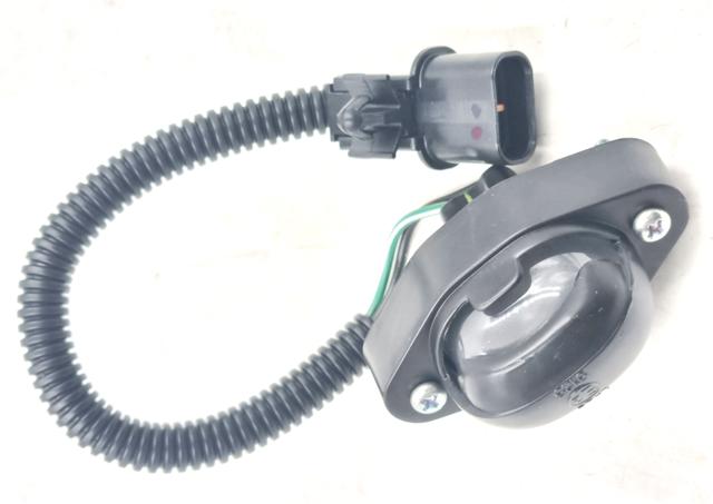  Lampa oświetlenia tylnej tablicy rejestracyjnej Mitsubishi L 200 4