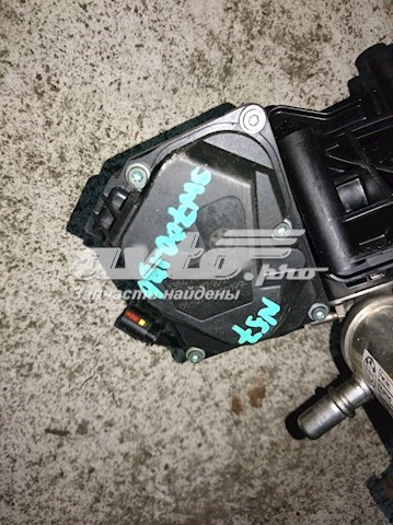 13547806231 BMW Przepustnica, komplet