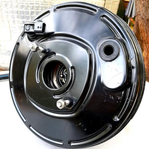 Do koszyka 472101KA0A Nissan/Infiniti Wzmacniacz próżniowy hamulców