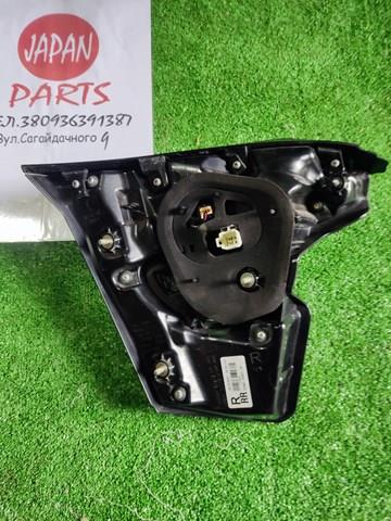 Do koszyka 81580F4021 Toyota Lampa zespolona tylna prawa wewnętrzna
