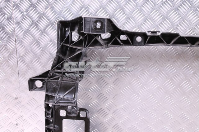 Osłona chłodnicy kompletna (panel mocowania reflektorów) VAG 4M0805594A cena, od 570,43 USD