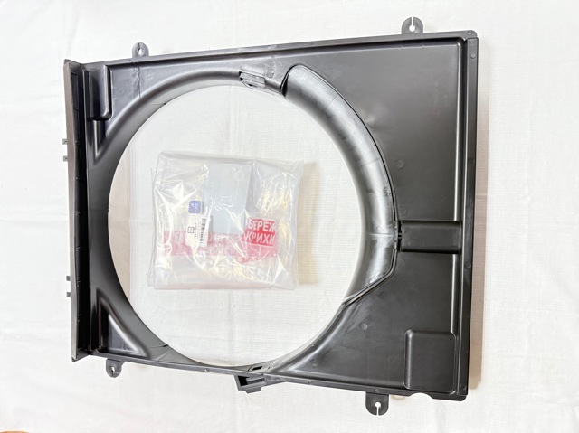 Dyfuzor chłodnicy Q3730077 Q-fix