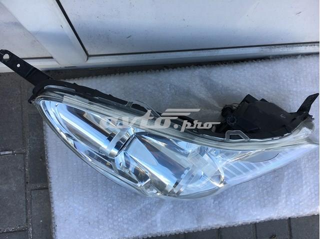 Do koszyka 84001AJ100 Subaru Reflektor prawy