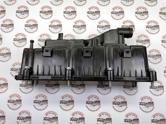LR105980 Land Rover Pokrywa zaworowa