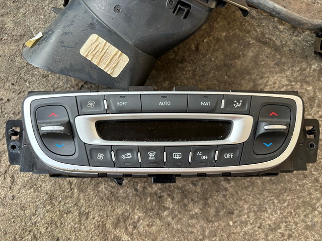 Sterownik trybów ogrzewania/klimatyzacji Renault (RVI) 275103596R