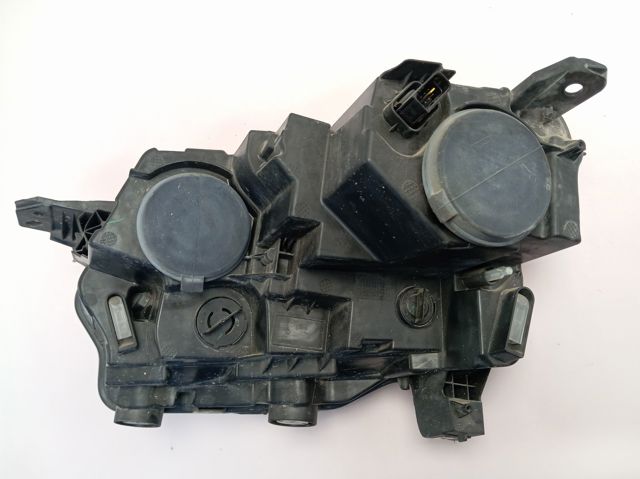Reflektor prawy Peugeot/Citroen 9816824780 cena, od 275,86 USD