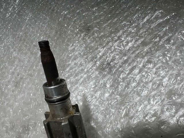  Silniczek wycieraczki tylnej szyby Lexus RX 