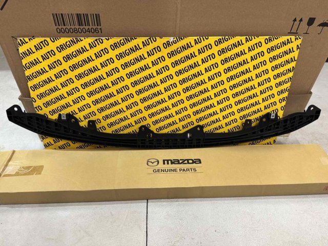 BCKA500S0B Mazda Spojler zderzaka przedniego
