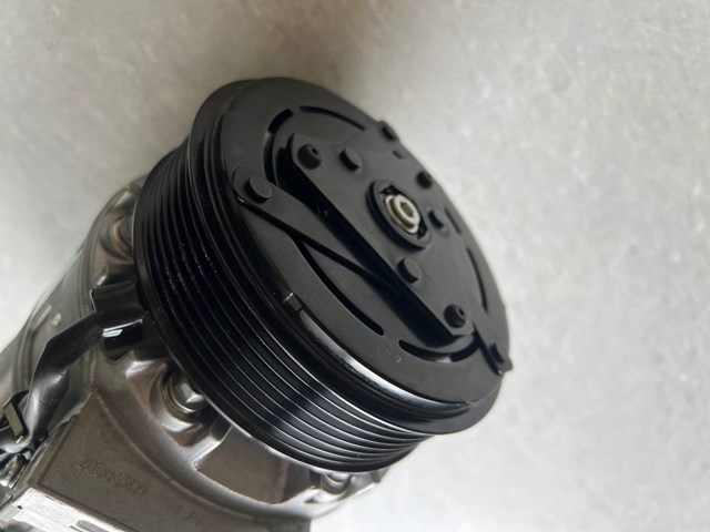 926000373R Renault (RVI) Sprężarka klimatyzacji