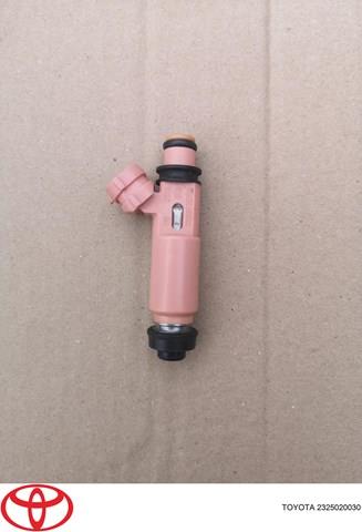 Wtryskiwacz paliwa 2325020030 Toyota