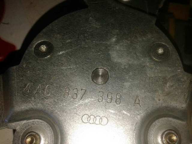 Mechanizm podnoszenia szyby drzwi przednich prawych VAG 4A0837398A cena, od 64,70 USD