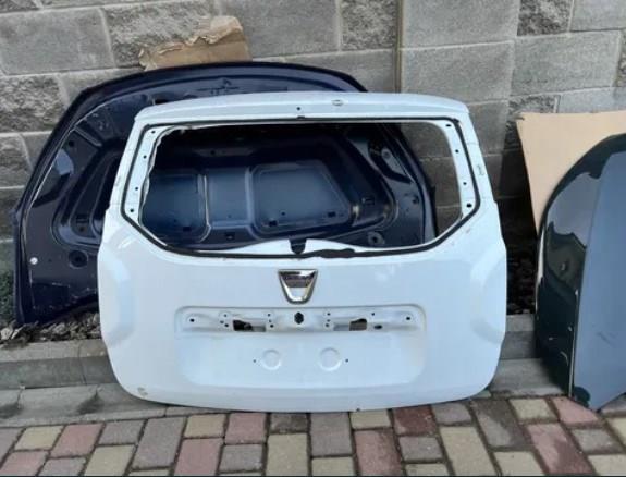Drzwi tylne (bagażnika 3/5) do Renault DUSTER I HS