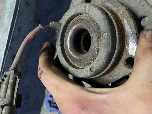 Piasta przednia General Motors 9117622 cena, od 52,91 USD