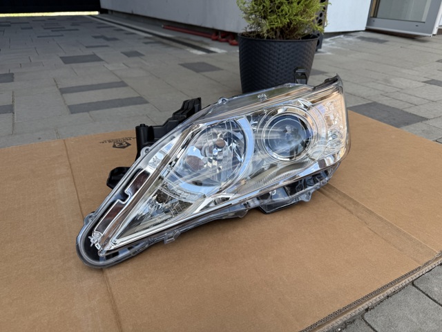 Reflektor lewy Polcar 81E2090E