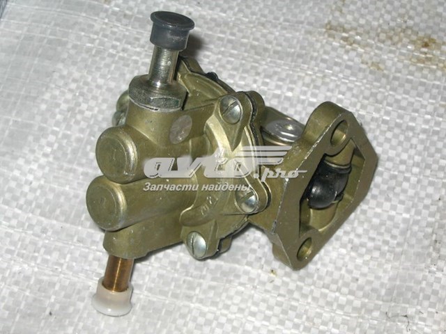Pompa paliwa mechaniczna 702110601001 Pekar