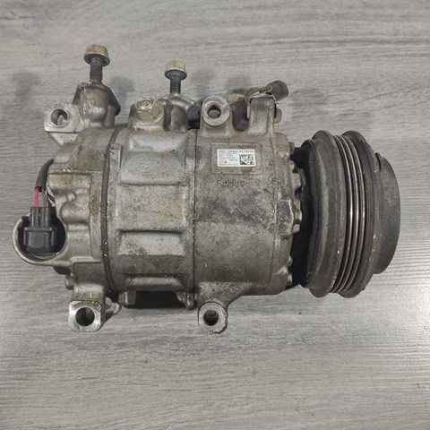 Sprężarka klimatyzacji EV6119D629BB Ford