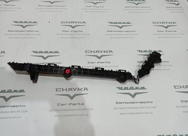 Wspornik zderzaka tylnego lewy zewnętrzny 5257606140 Toyota