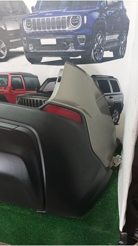 Do koszyka Zderzak tylny Jeep Cherokee  KL