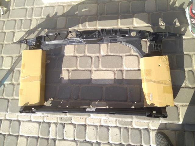 Osłona chłodnicy kompletna (panel mocowania reflektorów) Polcar 13E1041 cena, od 91,53 USD