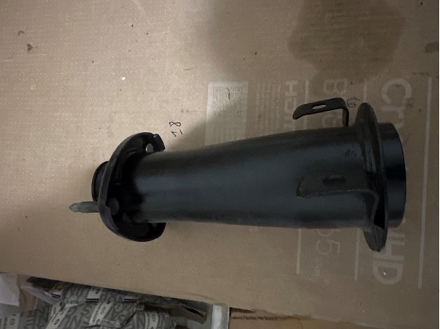 Do koszyka Poduszka amortyzatora tylnego Lexus GS  S19