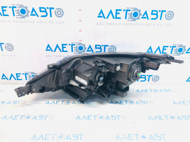 Reflektor prawy TYC 209983001N